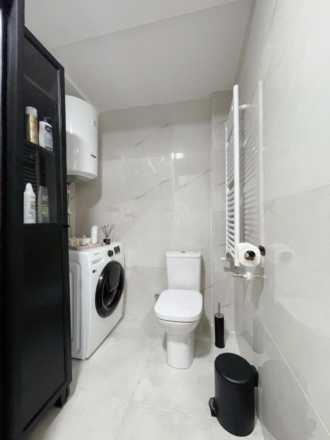 Sunlight Luxe Apartment 斯科普里 外观 照片