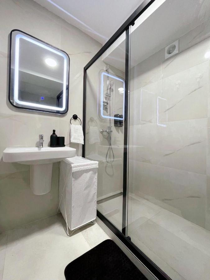 Sunlight Luxe Apartment 斯科普里 外观 照片